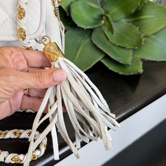 Jacqueline Ferrar Genuine Leather Quilted Shoulder Bag purse designer neutral - Picture 10 of 10